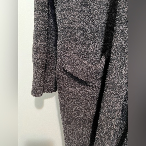 Barefoot Dreams super soft Cozychic Cali Cardigan in carbon black w2. - Picture 3 of 13